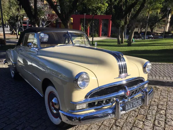 Grande exposição de carros antigos e especiais acontece no Jockey Plaza Shopping